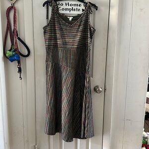 Only worn a couple times.